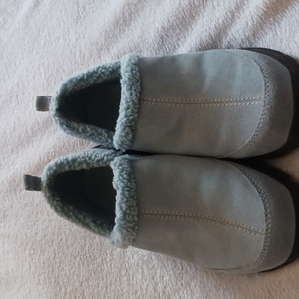 Slip on, cushioned, shoes